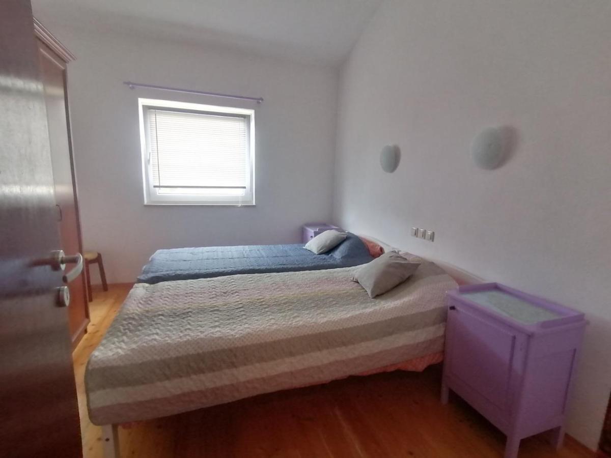 Apartman Perci Vrh Tar-Vabriga Exteriér fotografie